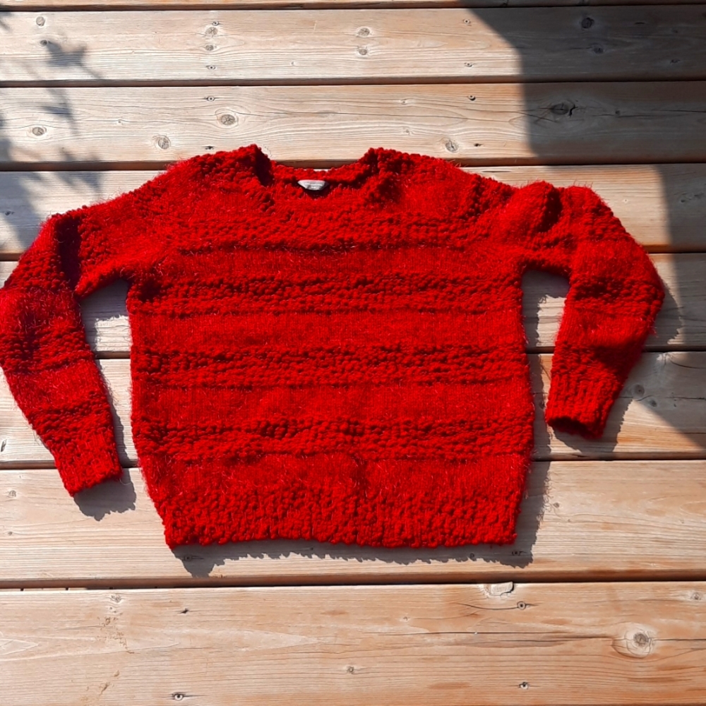 Denver Hayes sweater